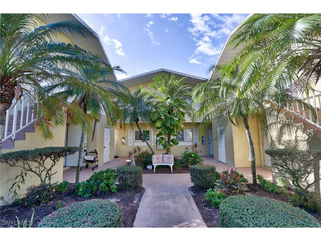 8109 Country Road #206 Fort Myers FL 33919 223076058 image1