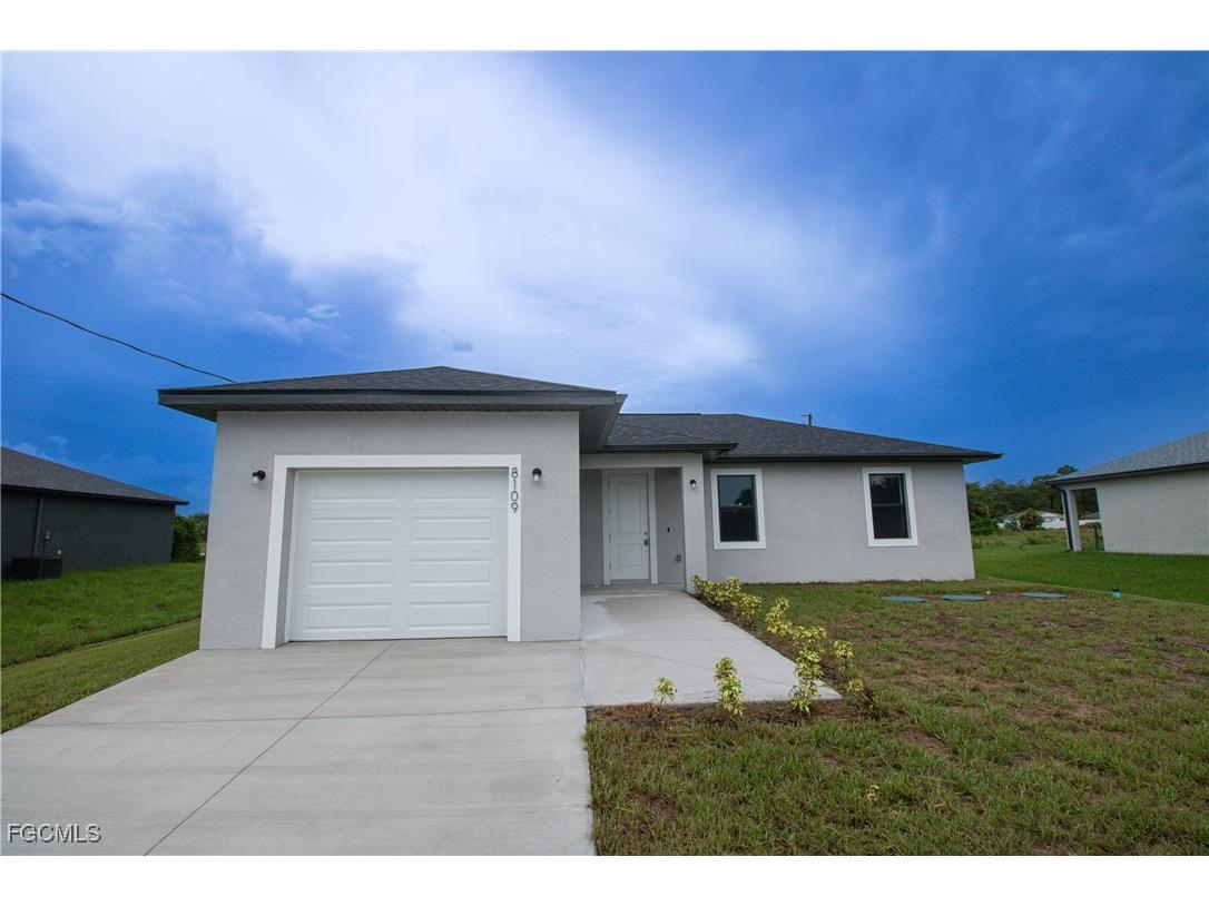 8109 Olive Court Labelle FL 33935 2025010343 image1