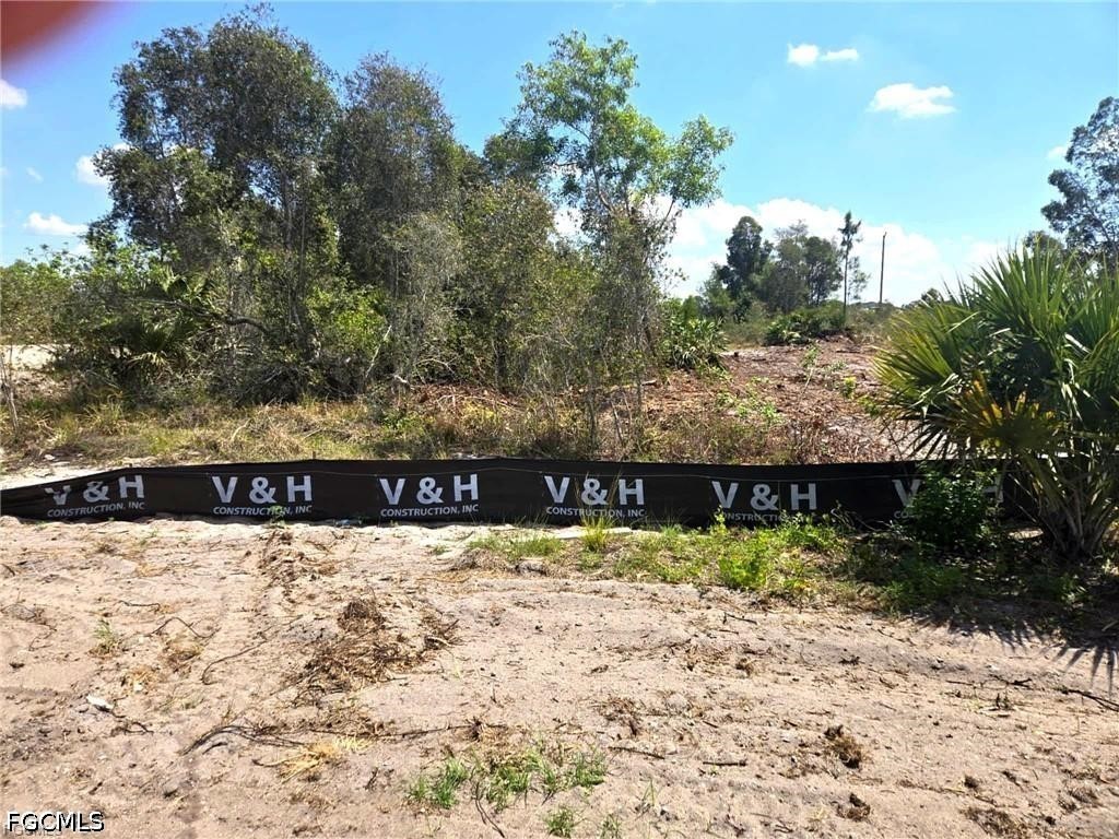 811 Bell Boulevard S Lehigh Acres FL 33974 2026020575 image2