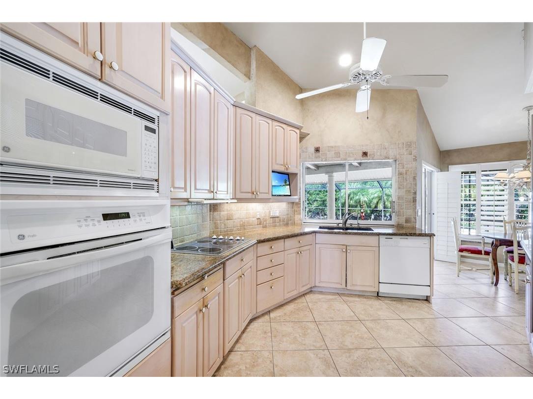 811 Pitch Apple Lane Naples FL 34108 226010170 image11