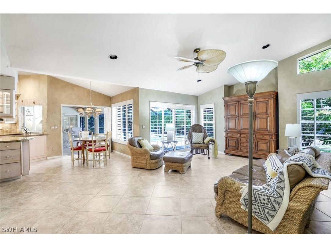 811 Pitch Apple Lane Naples FL 34108 226010170 image8