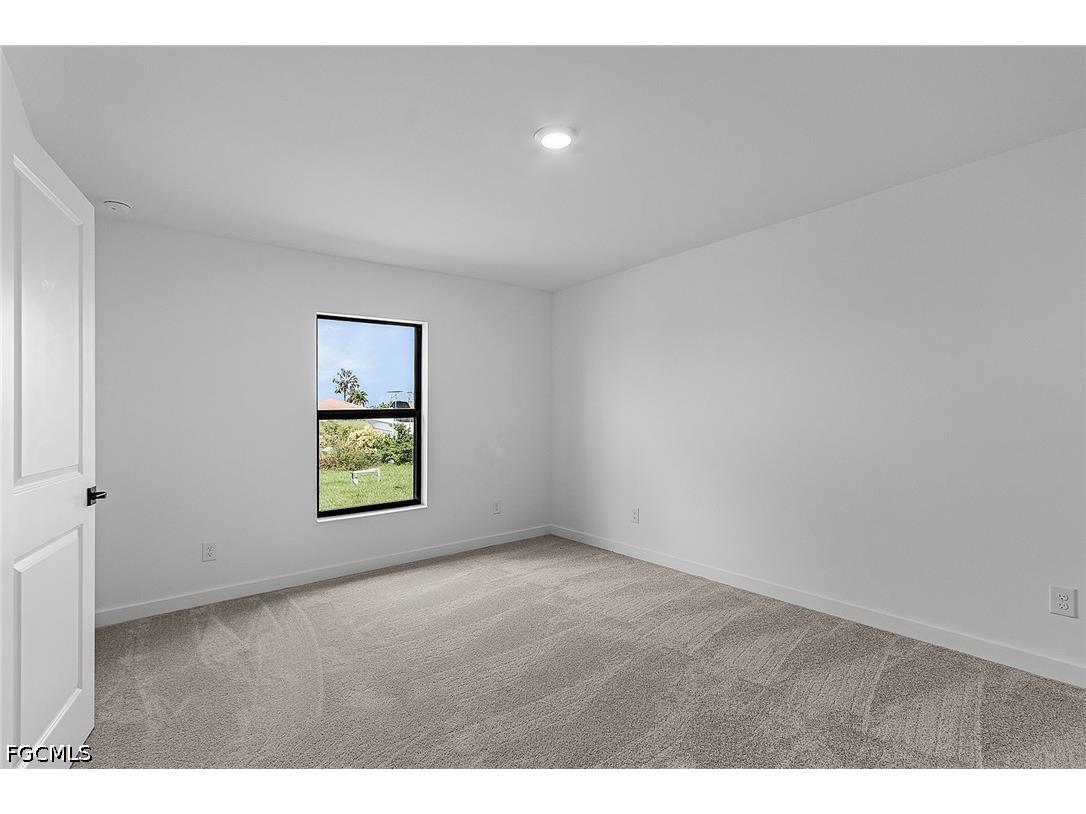 811 Rue Labeau Circle Fort Myers FL 33913 2026017878 image10