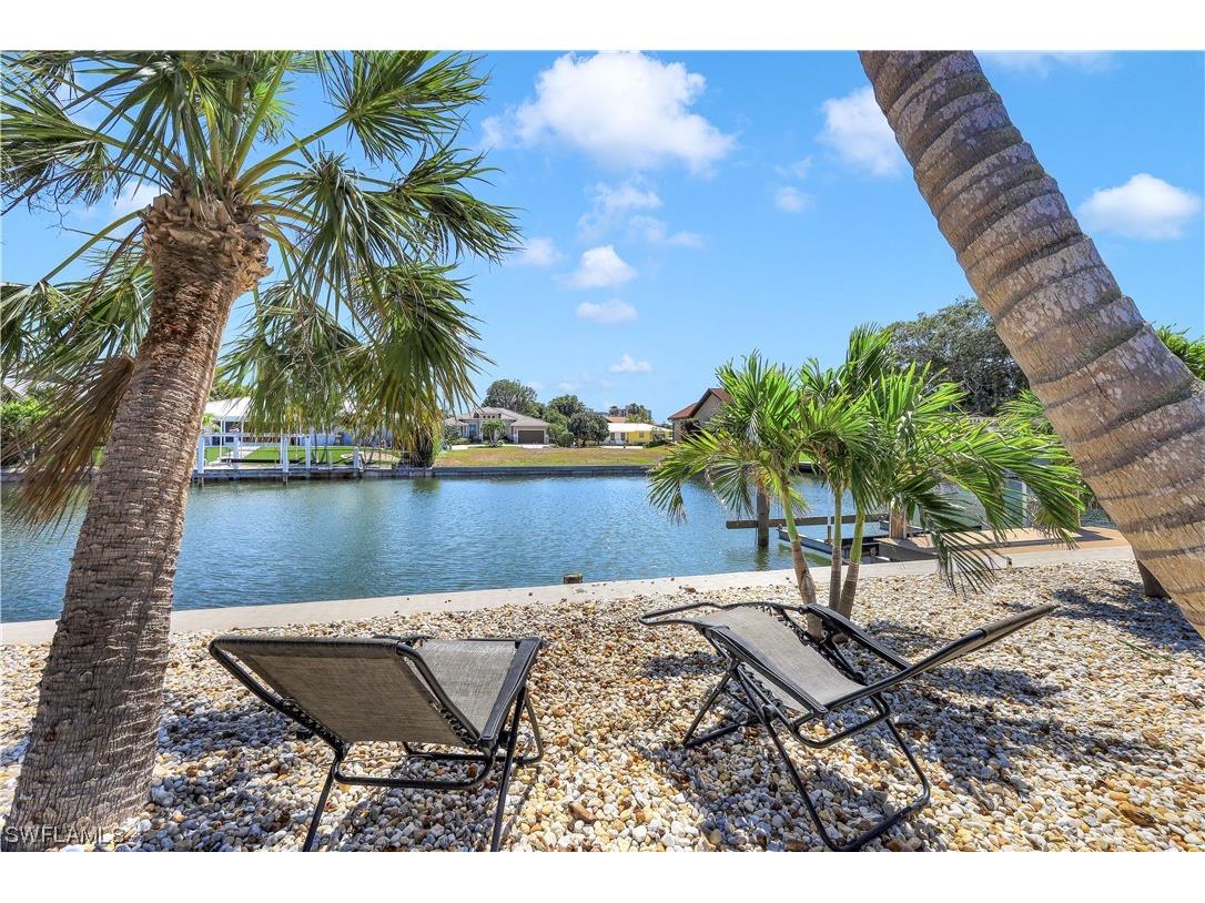 811 Wintergreen Court Marco Island FL 34145 223023580 image1