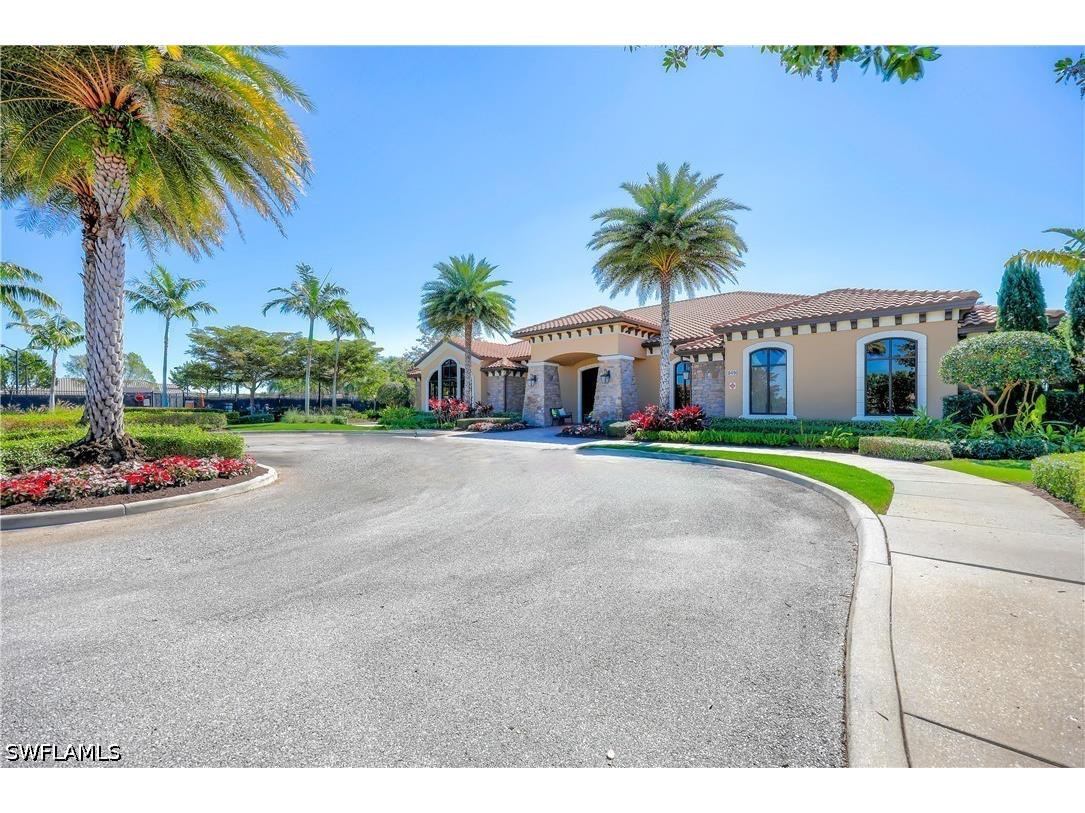 8110 Calle Canovas Street #A Naples FL 34114 226025714 image3