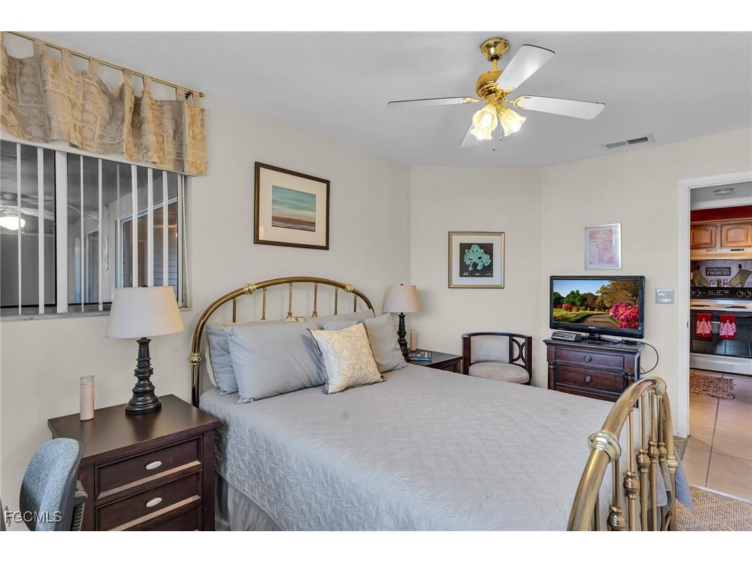 8110 S Woods Circle #13 Fort Myers FL 33919 2025020208 image17