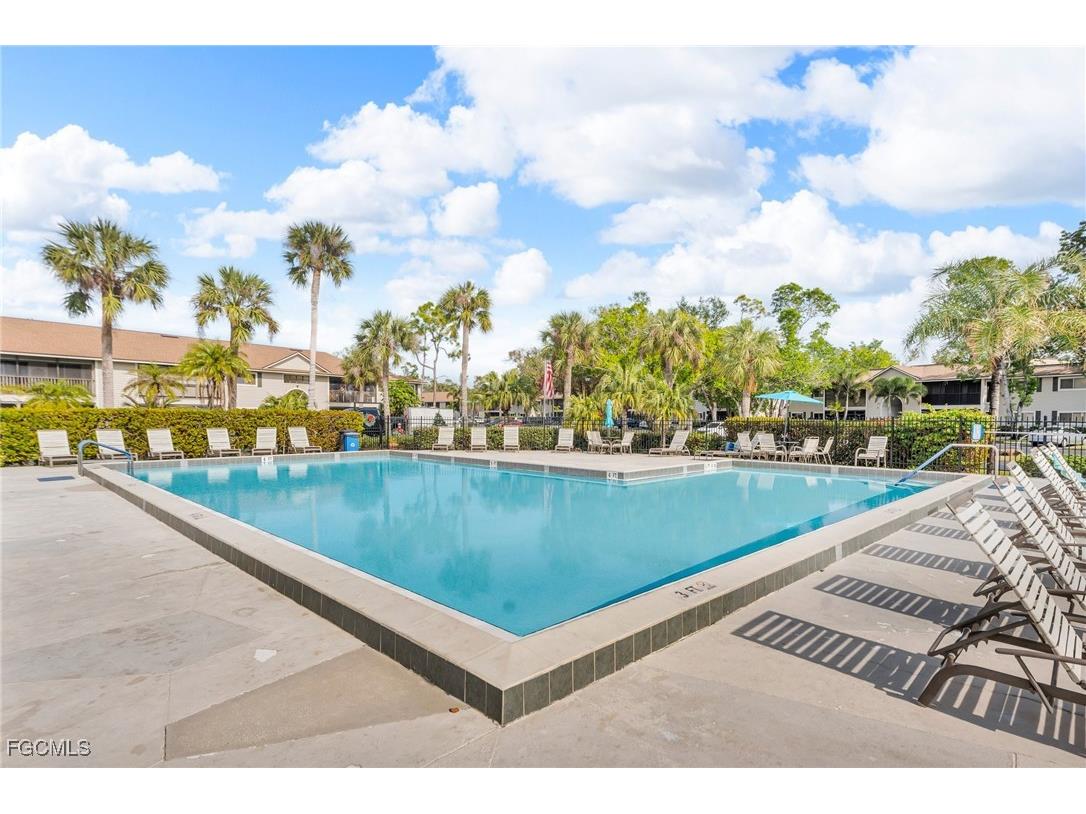 8110 S Woods Circle #13 Fort Myers FL 33919 2025020208 image23