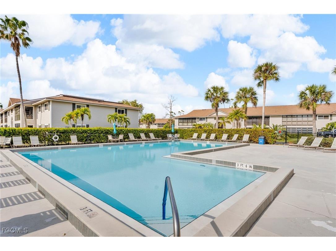 8110 S Woods Circle #13 Fort Myers FL 33919 2025020208 image24