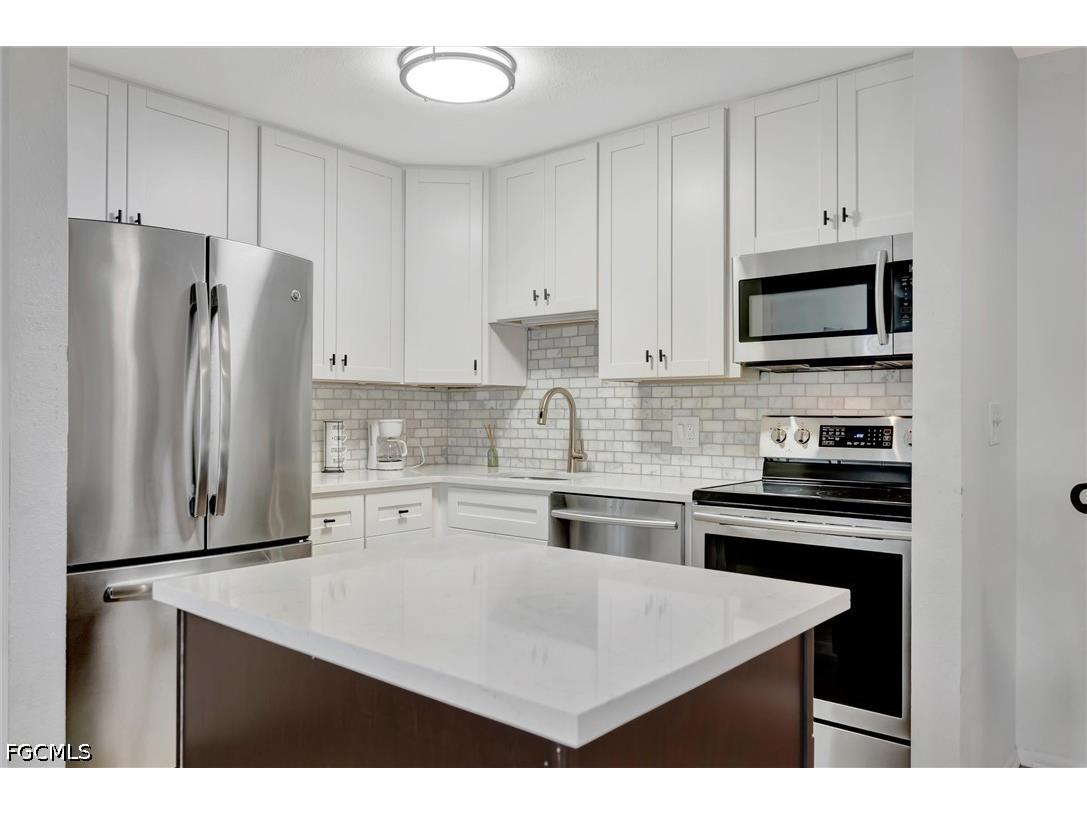 8110 S Woods Circle #4 Fort Myers FL 33919 2026018045 image14