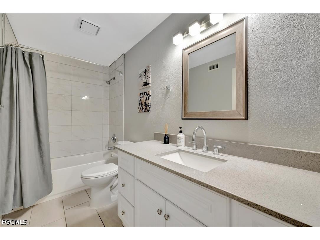 8110 S Woods Circle #4 Fort Myers FL 33919 2026018045 image24