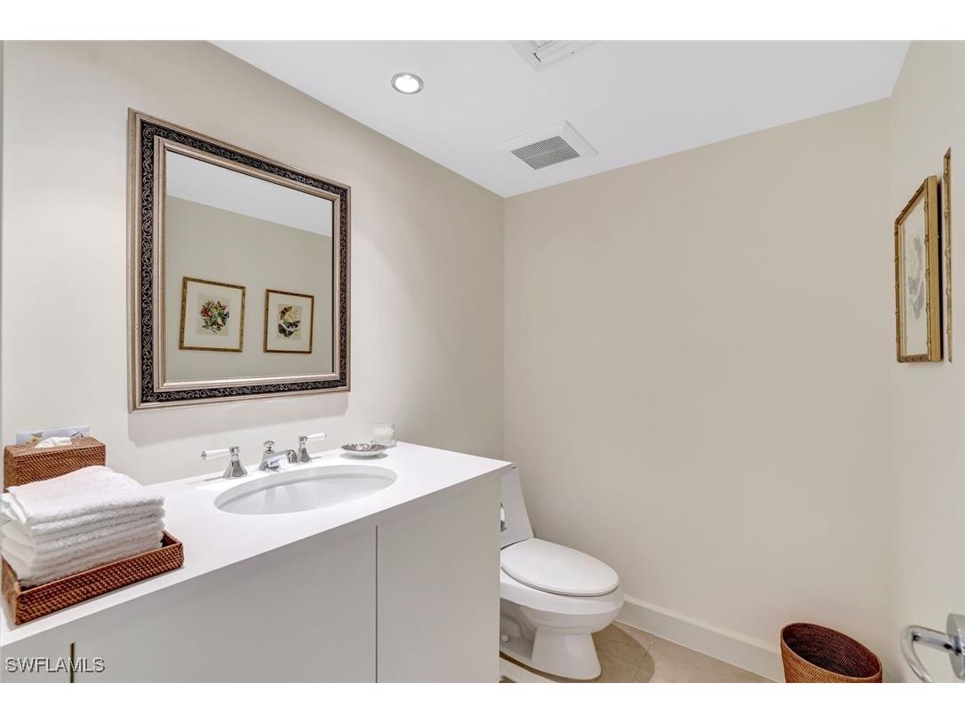 8111 Bay Colony Drive #1102 Naples FL 34108 225080707 image24