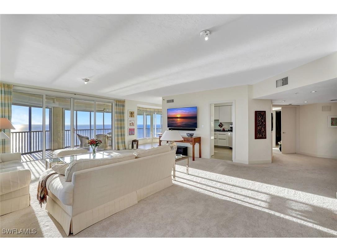 8111 Bay Colony Drive #1102 Naples FL 34108 225080707 image6