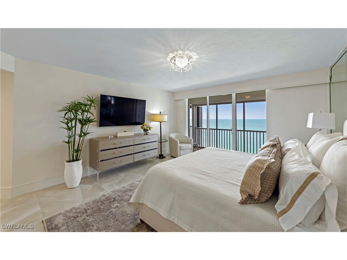 8111 Bay Colony Drive #1902 Naples FL 34108 225064153 image17