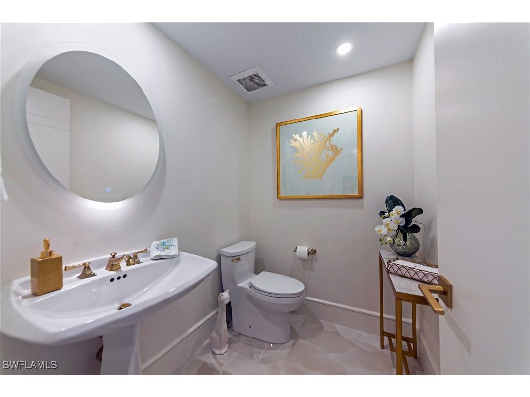 8111 Bay Colony Drive #1902 Naples FL 34108 225064153 image22