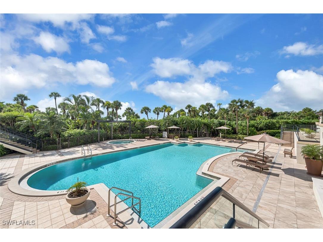 8111 Bay Colony Drive #1902 Naples FL 34108 225064153 image30