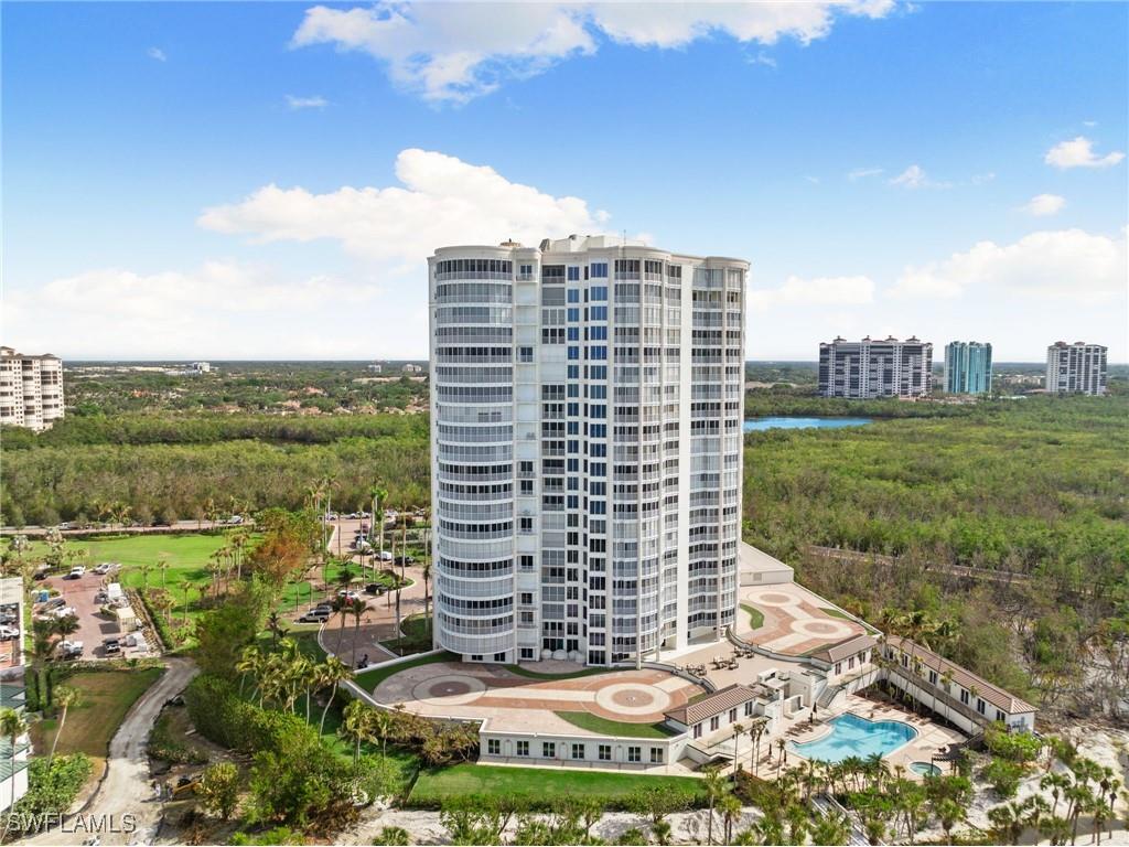 8111 Bay Colony Drive #401 Naples FL 34108 224101143 image1