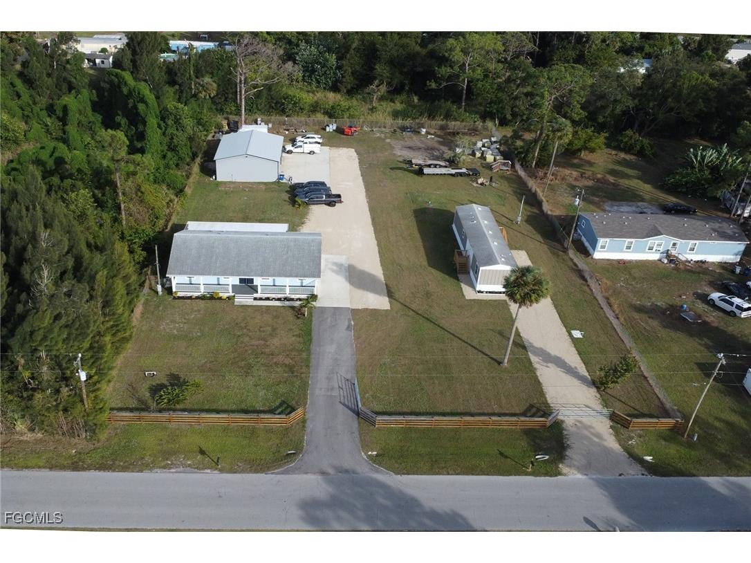 8111 Breeze Drive North Fort Myers FL 33917 2025020524 image2