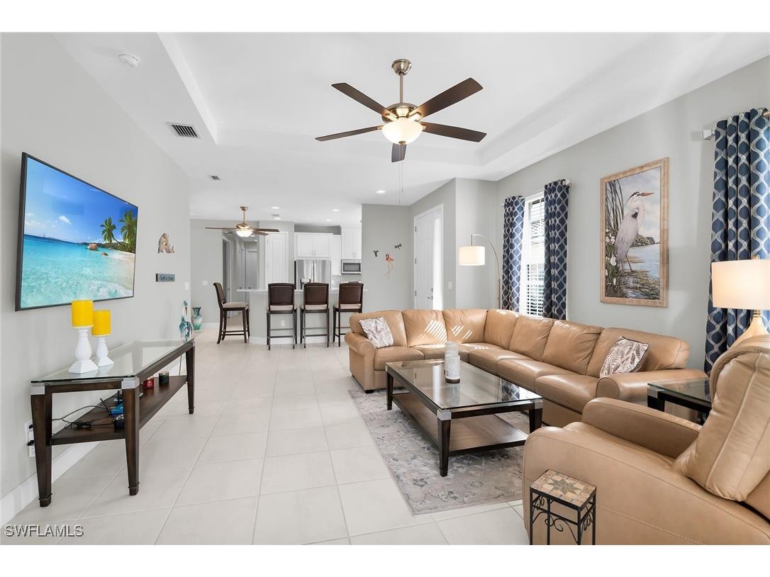 8111 Calle Canovas Street Naples FL 34114 226001949 image12