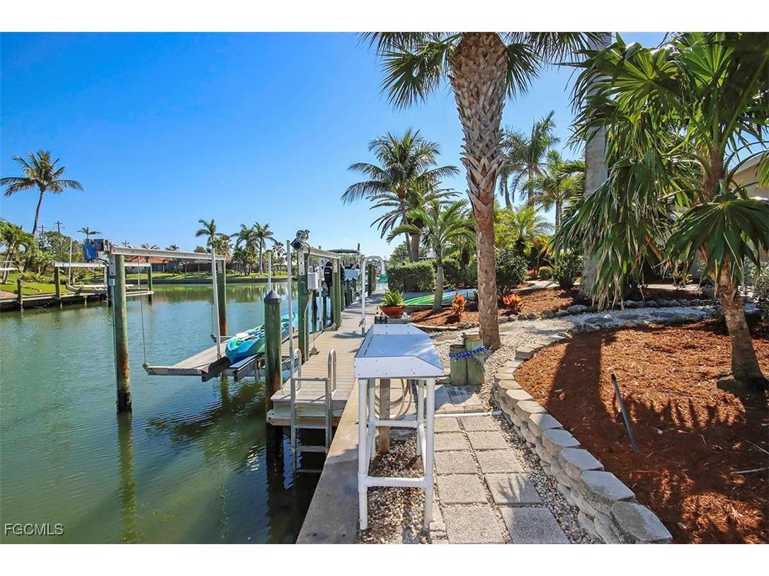 812 Angel Wing Drive Sanibel FL 33957 2025018517 image39