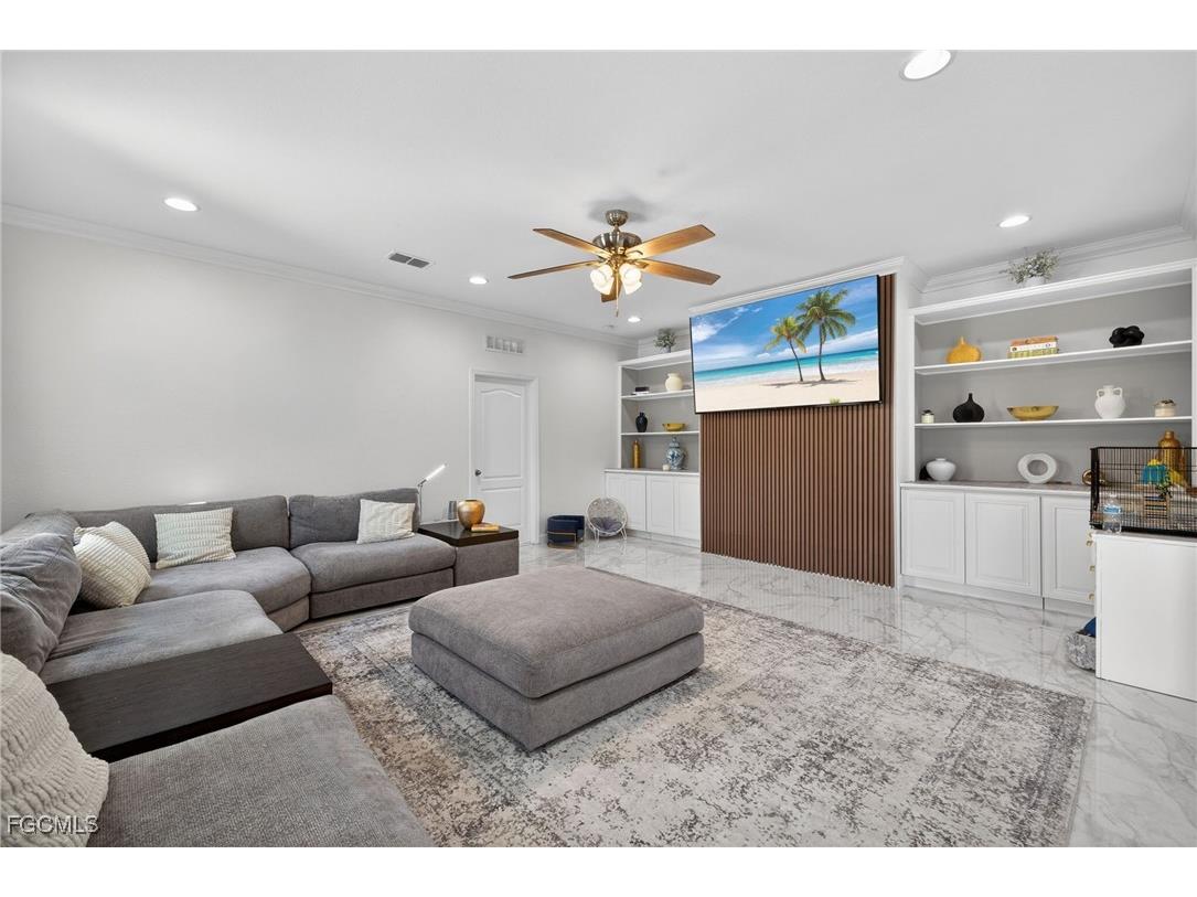 812 SW 11th Court Cape Coral FL 33991 2025018790 image11