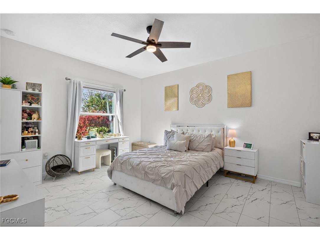 812 SW 11th Court Cape Coral FL 33991 2025018790 image24