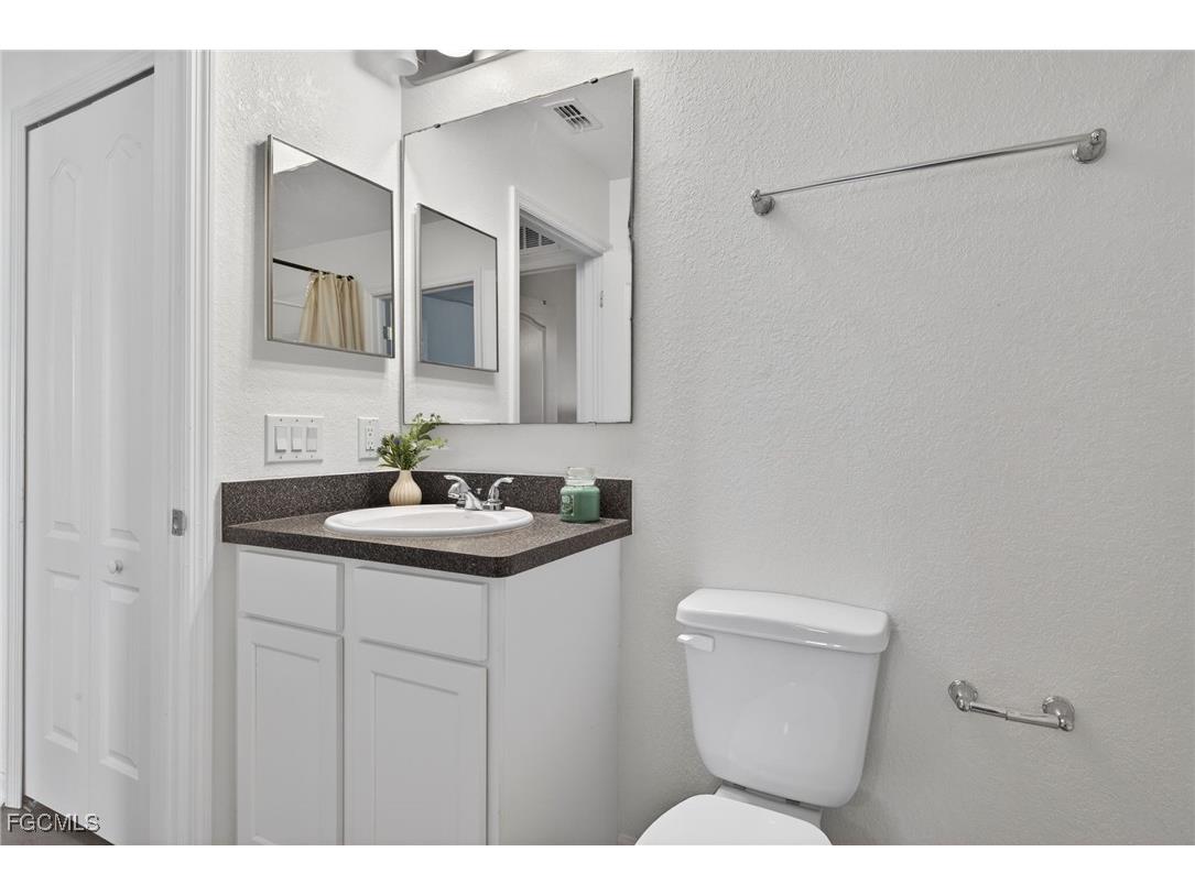 812 SW 11th Court Cape Coral FL 33991 2025018790 image26