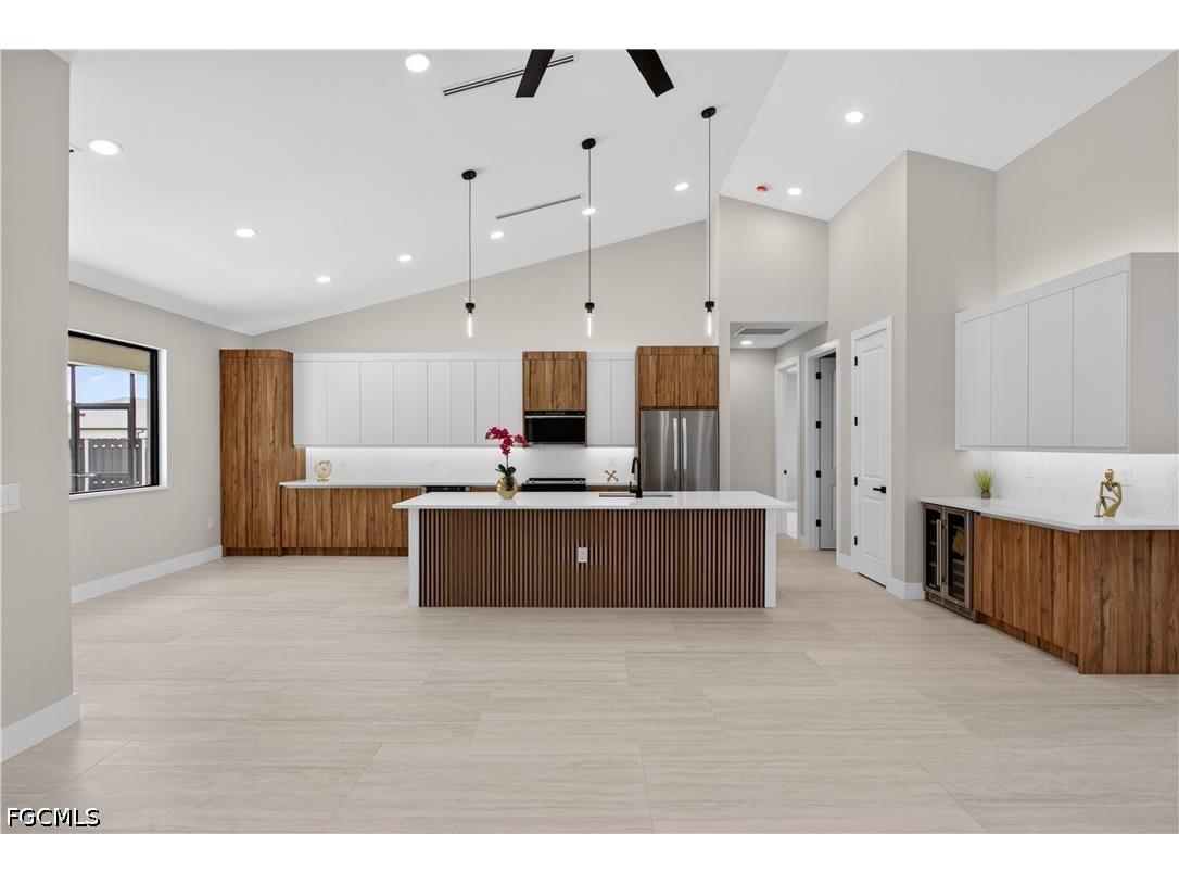 812 SW 14th Avenue Cape Coral FL 33991 2026022153 image1
