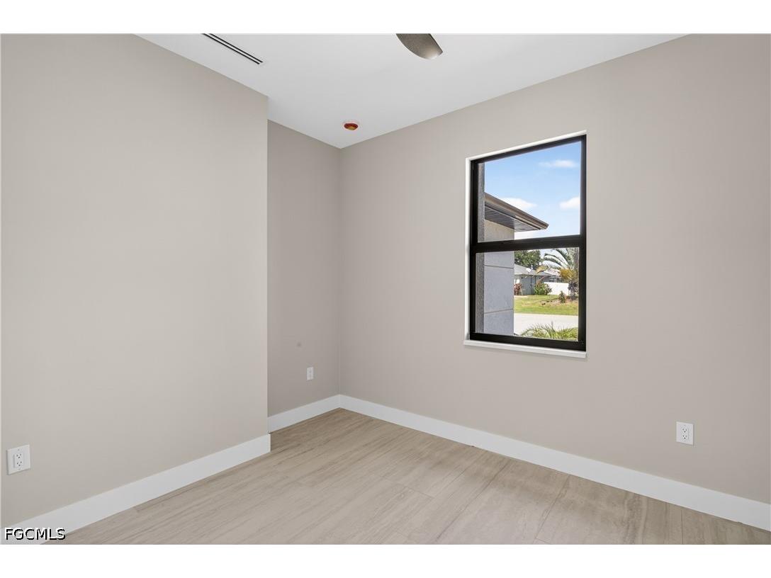 812 SW 14th Avenue Cape Coral FL 33991 2026022153 image47