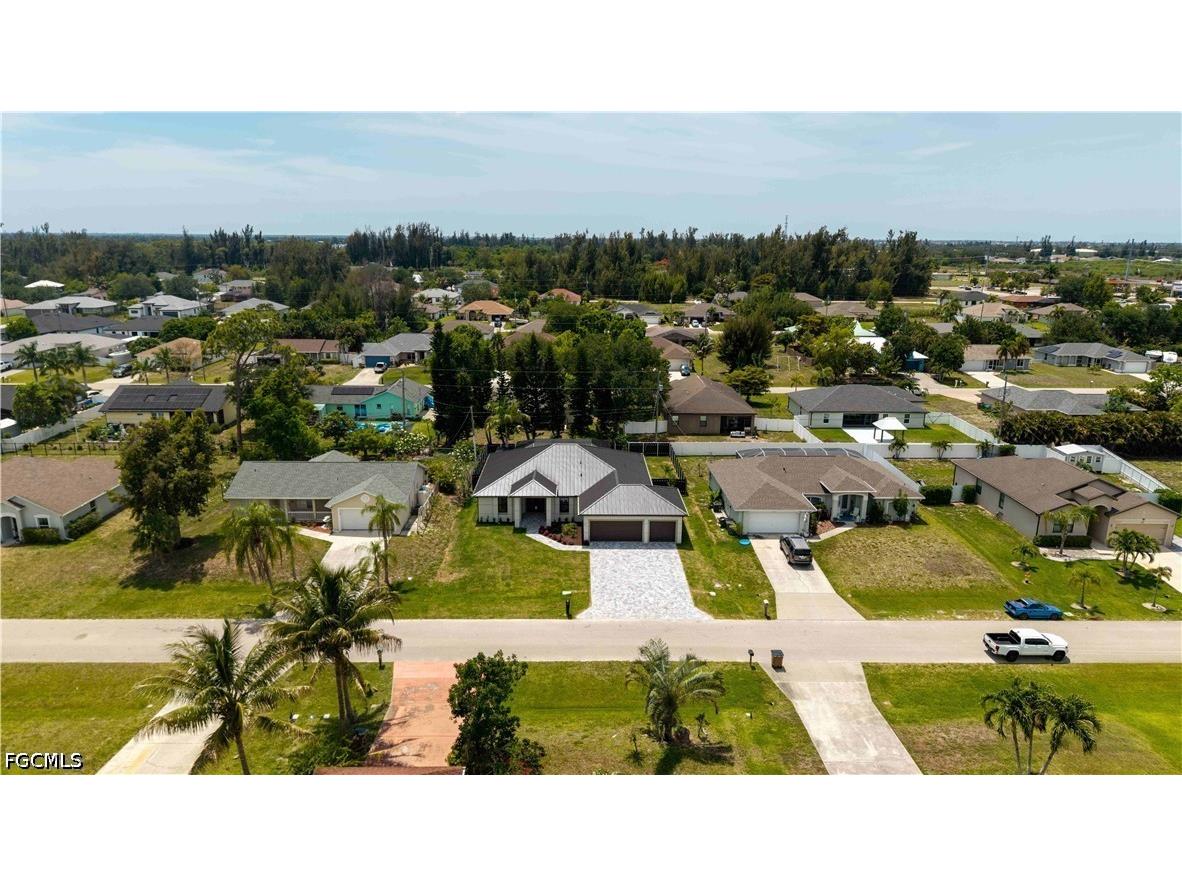 812 SW 14th Avenue Cape Coral FL 33991 2026022153 image5