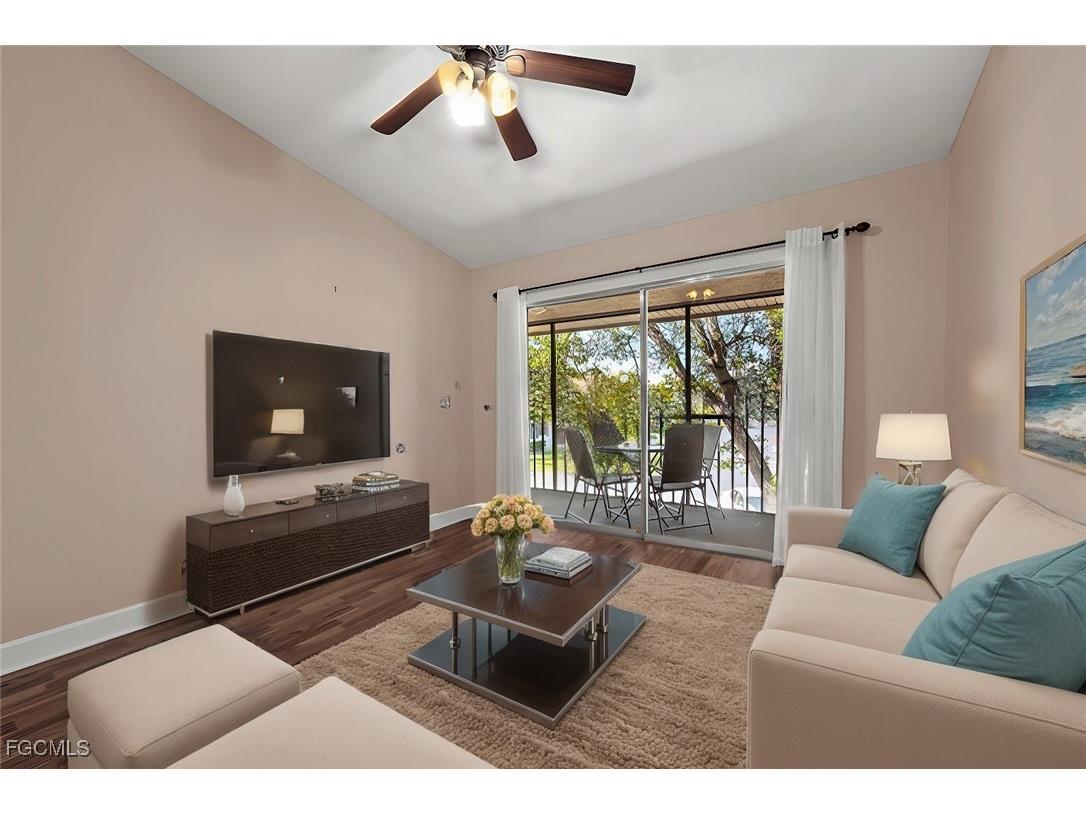 8121 S Woods Circle #8 Fort Myers FL 33919 2025025350 image6