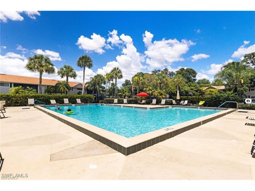 8121 S Woods Circle #8 Fort Myers FL 33919 225028717 image24