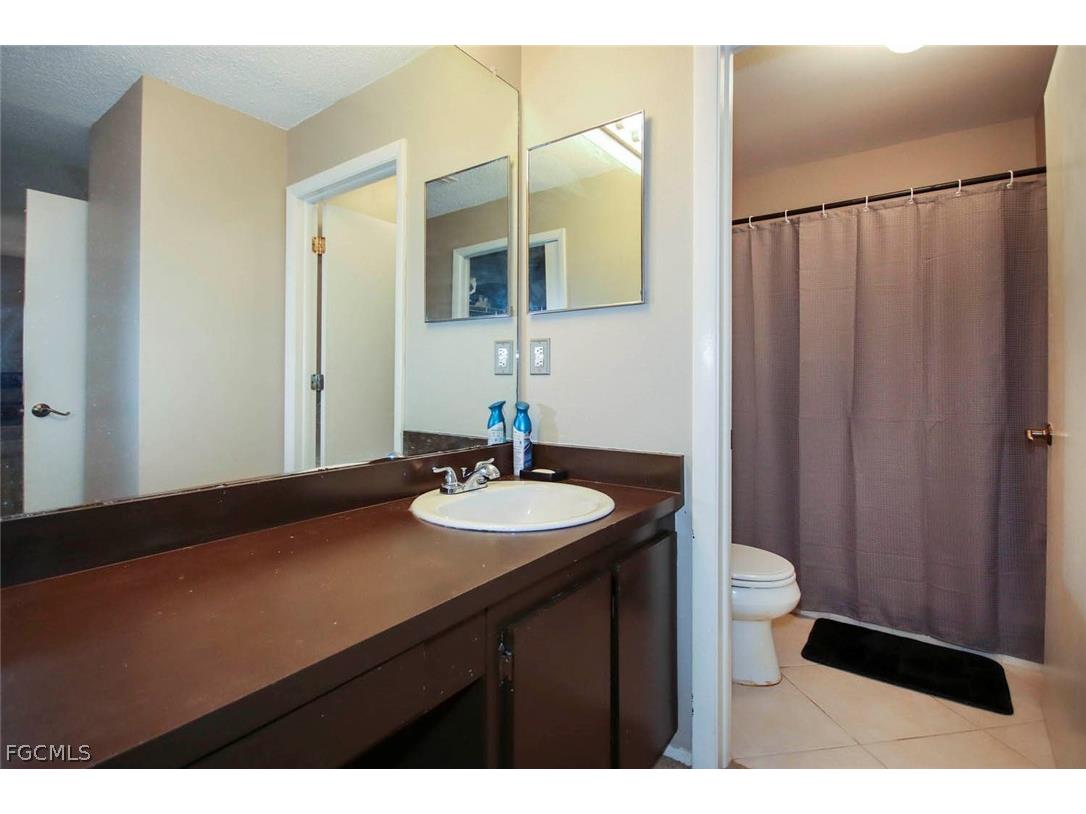8121 S Woods Circle #UNIT 5 Fort Myers FL 33919 2026009783 image17
