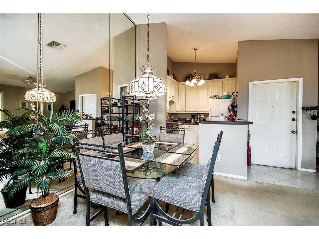 8121 S Woods Circle #UNIT 5 Fort Myers FL 33919 2026009783 image5