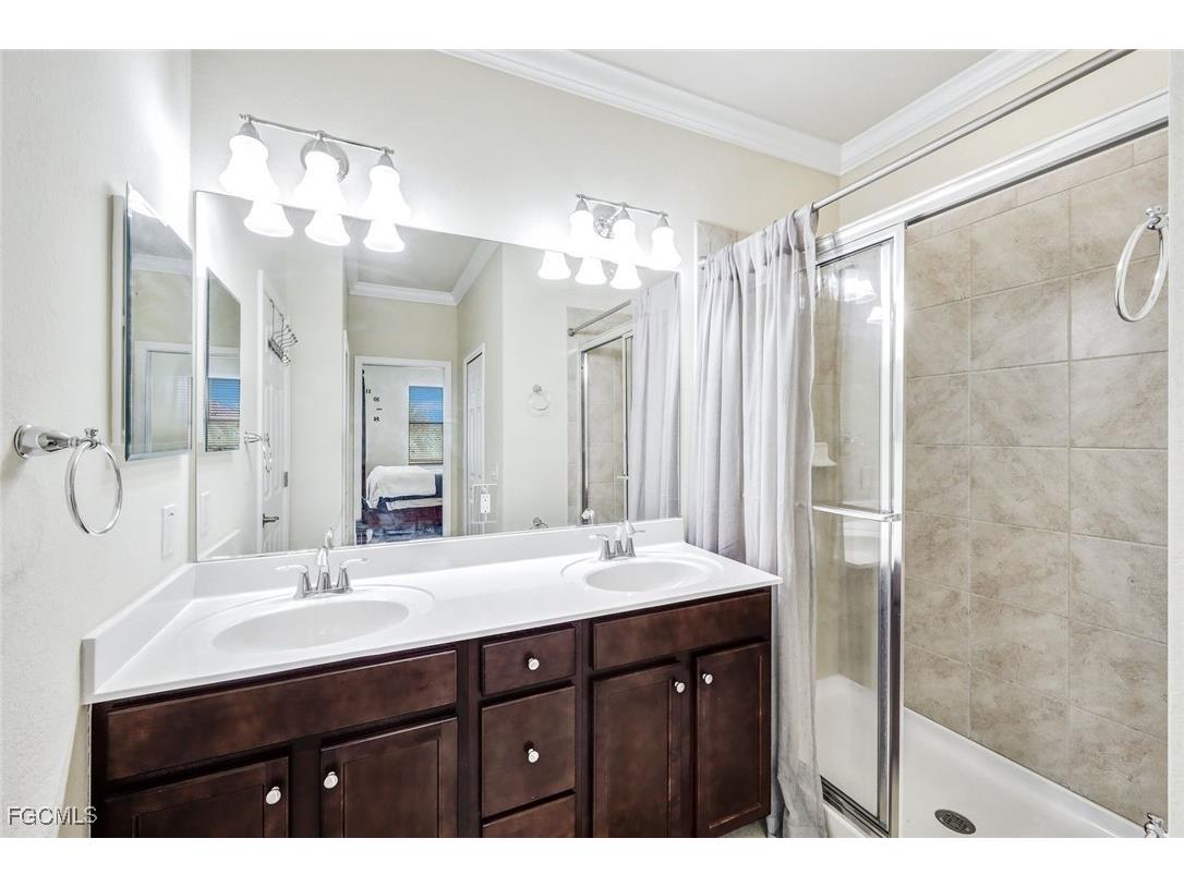 8121 Summerfield Street Fort Myers FL 33919 2025013745 image20