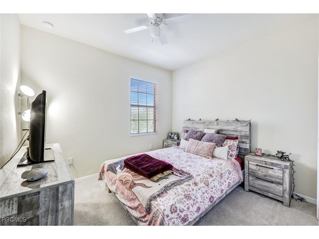 8121 Summerfield Street Fort Myers FL 33919 2025013745 image21