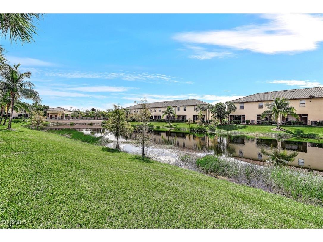 8121 Summerfield Street Fort Myers FL 33919 2025013745 image25