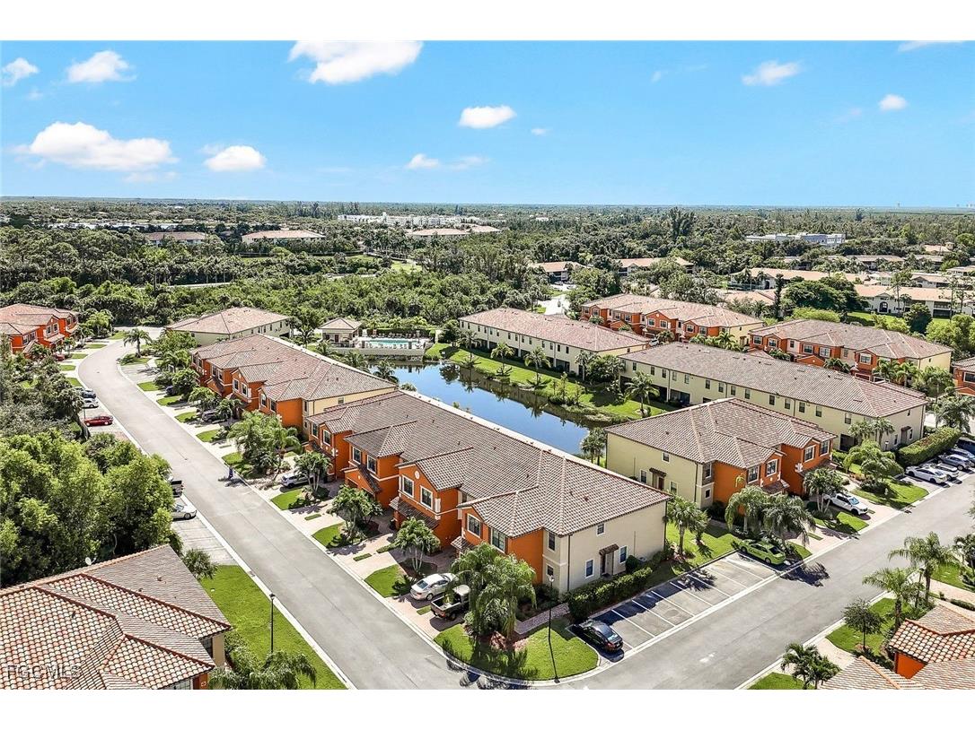 8121 Summerfield Street Fort Myers FL 33919 2025013745 image31