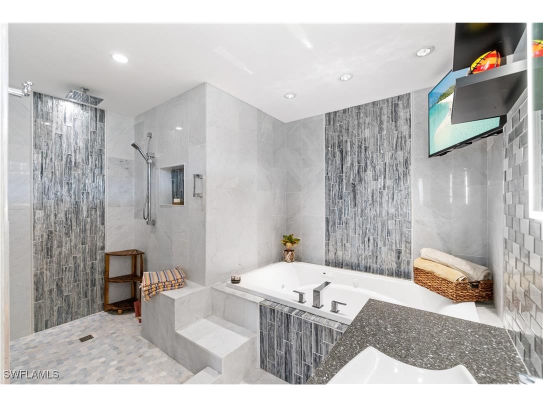 8124 Estero Boulevard Fort Myers Beach FL 33931 225076159 image26