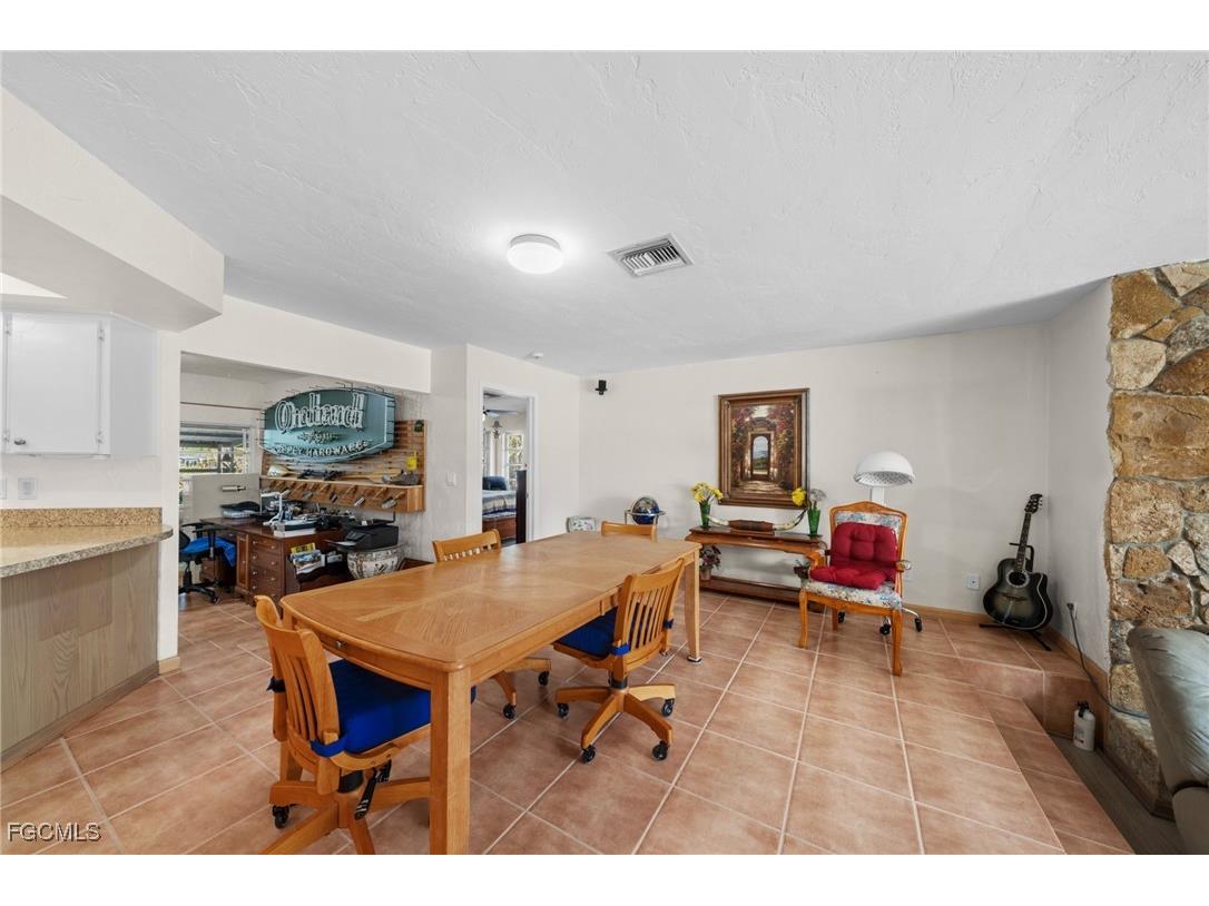 813 105th Avenue N Naples FL 34108 2025024742 image11