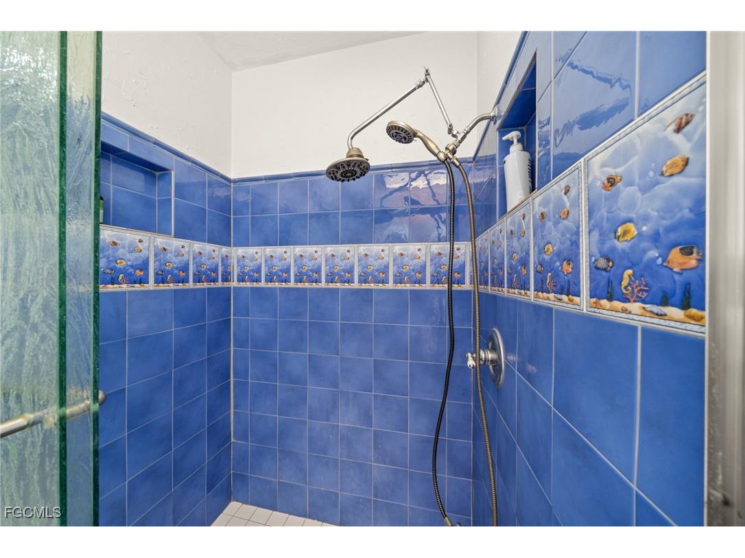 813 105th Avenue N Naples FL 34108 2025024742 image15