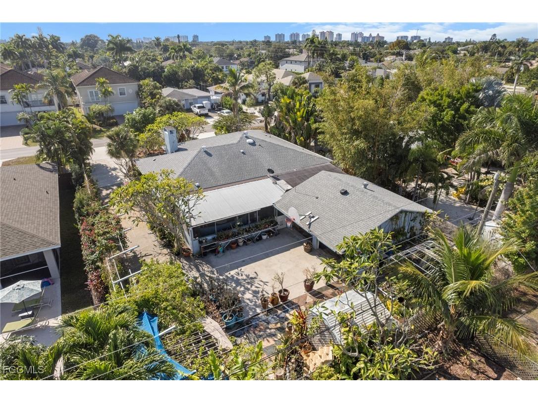 813 105th Avenue N Naples FL 34108 2025024742 image32