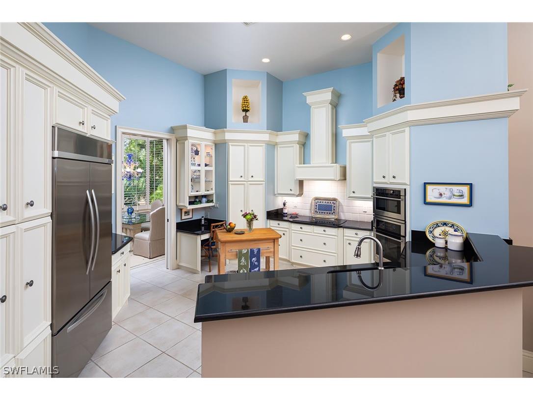 813 Barcarmil Way Naples FL 34110 226010209 image14