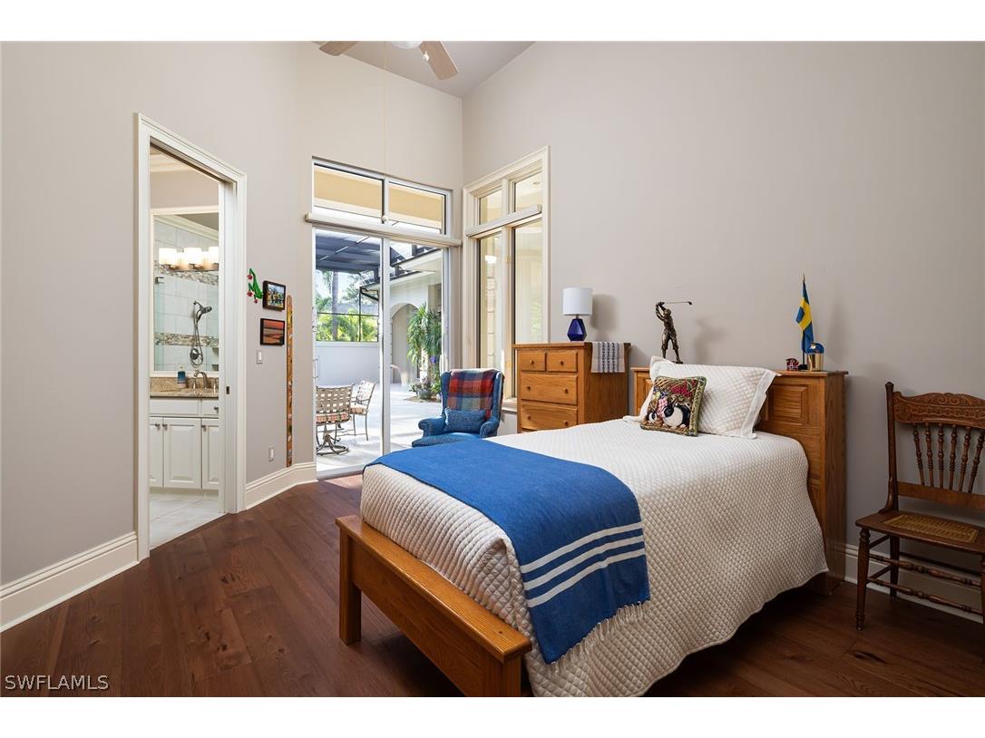 813 Barcarmil Way Naples FL 34110 226010209 image25