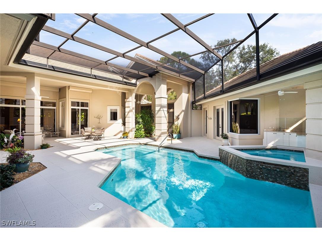 813 Barcarmil Way Naples FL 34110 226010209 image7