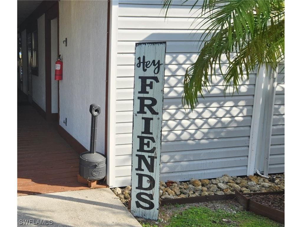 813 Big Branch Lane NW Moore Haven FL 33471 223091243 image1