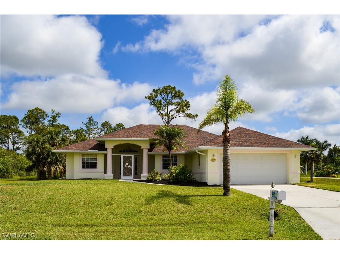 813 Julio Circle Lehigh Acres FL 33972 223031831 image1