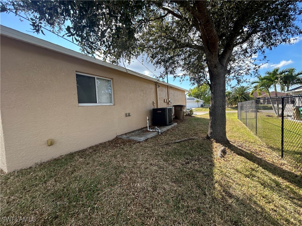 813 SW 10th Place Cape Coral FL 33991 225081333 image4