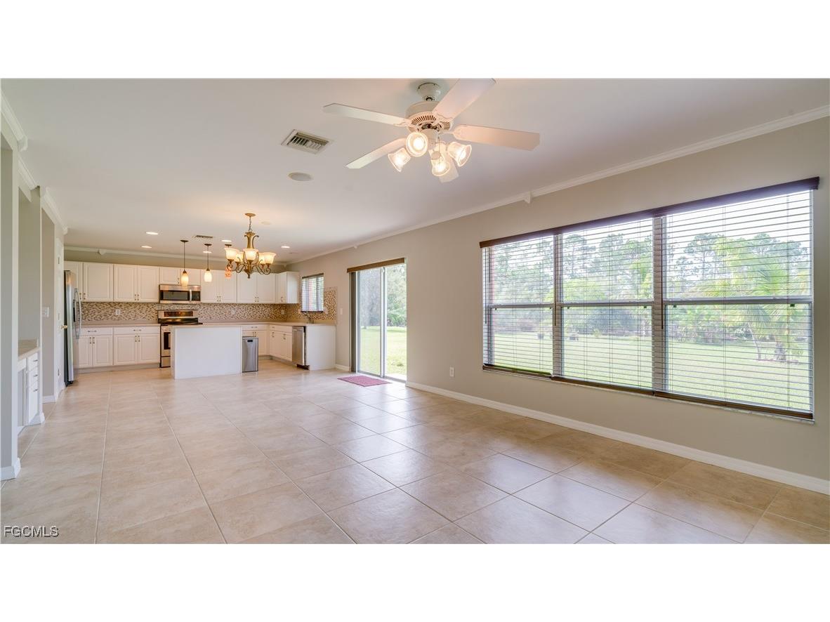 8130 Fountain Mist Boulevard Lehigh Acres FL 33972 2025020451 image10