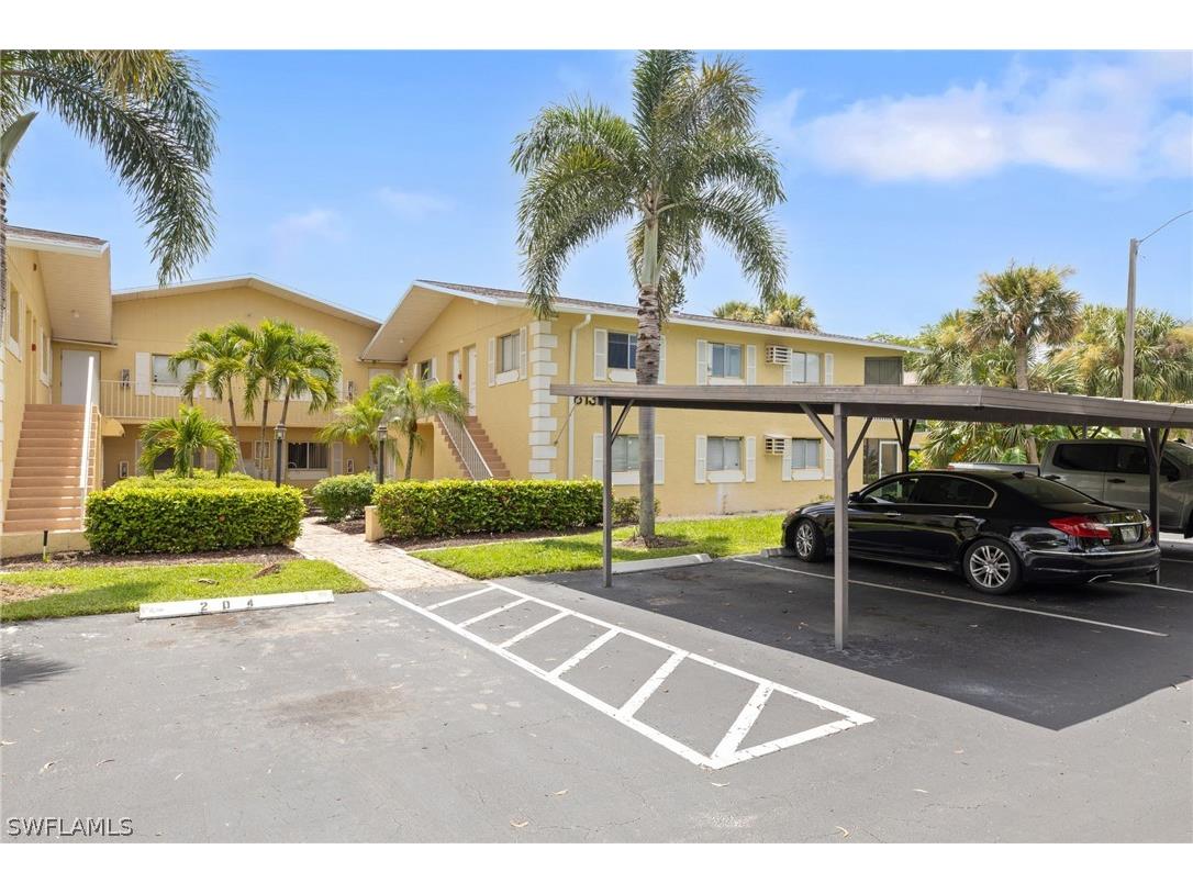 8135 Country Road #104 Fort Myers FL 33919 224062292 image1