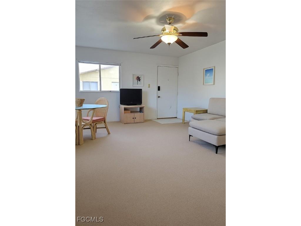 8135 Country Road #206 Fort Myers FL 33919 2025013605 image2