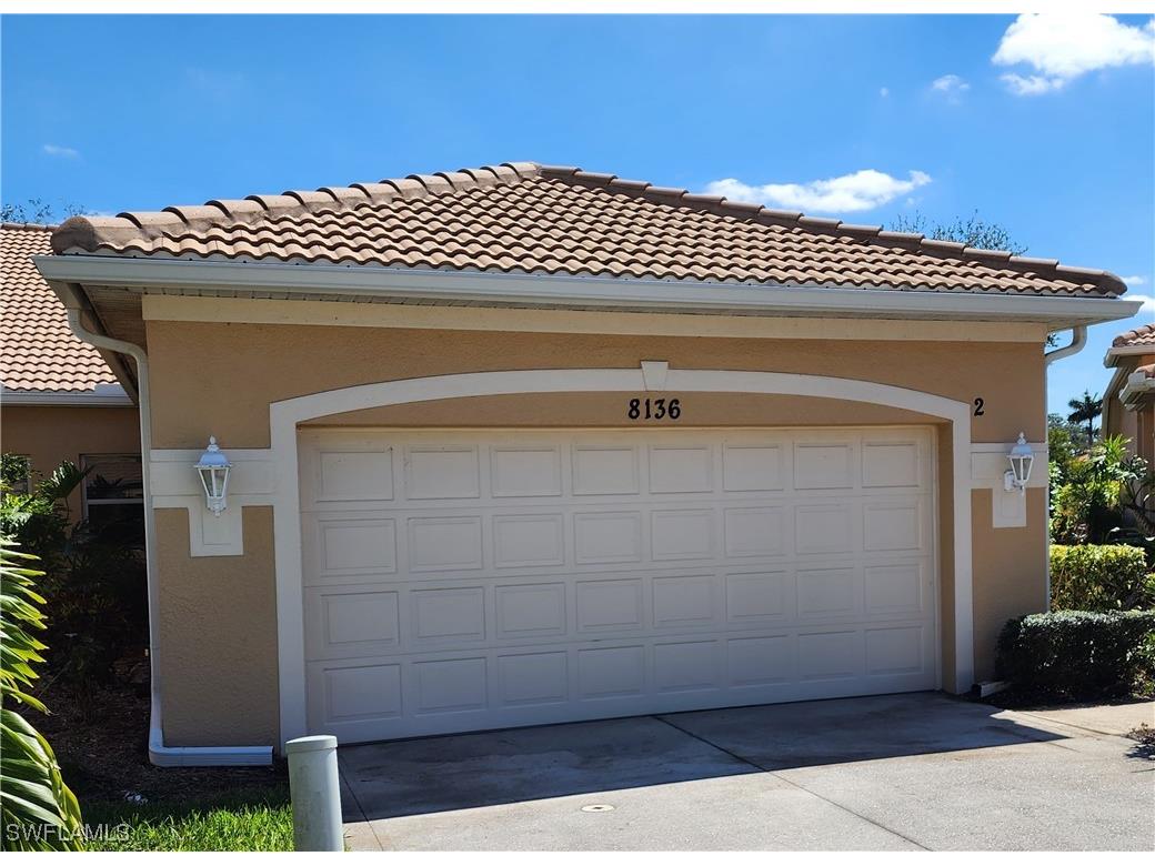8136 Chancel Court #60-2 Naples FL 34104 223014994 image1